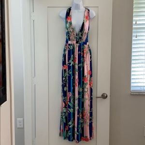 NWT- Express Deep V Maxi Dress-XS